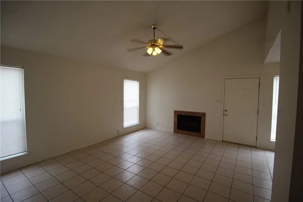 $1,550 | 1002 King Albert Street, Unit B, Austin, TX 78745