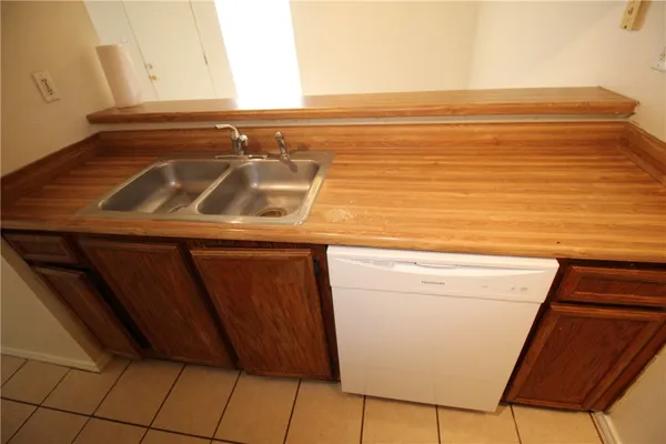 $1,550 | 1002 King Albert Street, Unit B, Austin, TX 78745