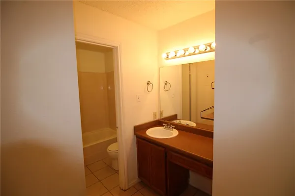 $1,550 | 1002 King Albert Street, Unit B, Austin, TX 78745