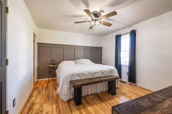 $319,900 | 51 Falcon Lane, Weyers Cave, VA 24486