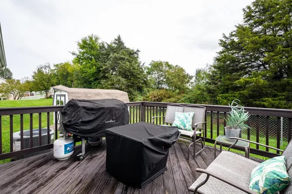 $319,900 | 51 Falcon Lane, Weyers Cave, VA 24486