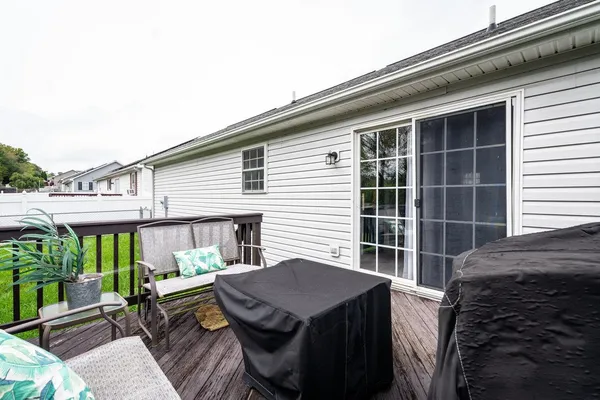 $319,900 | 51 Falcon Lane, Weyers Cave, VA 24486