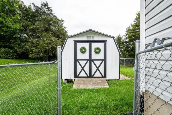 $319,900 | 51 Falcon Lane, Weyers Cave, VA 24486