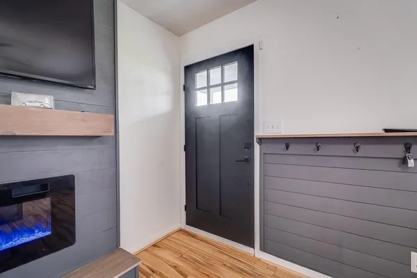 $319,900 | 51 Falcon Lane, Weyers Cave, VA 24486