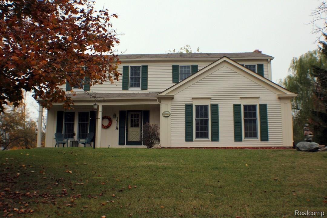 Exterior Front.jpg