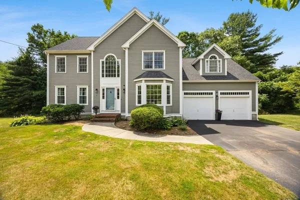 $925,000 | 2 Depoto Drive, Franklin, MA 02038