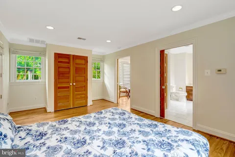 $1,550,000 | 1301 Stone Meadow Way, Vienna, VA 22182