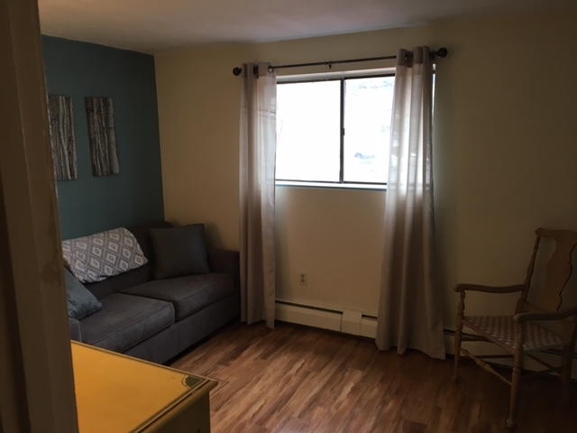 111 English Village Road, Unit 104 Manchester, NH 03102 - Photo 16 of 17