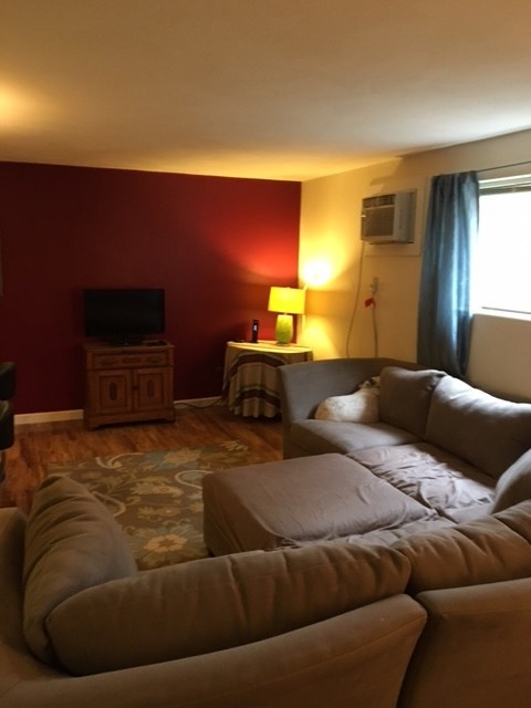 111 English Village Road, Unit 104 Manchester, NH 03102 - Photo 6 of 17