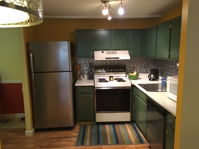 111 English Village Road, Unit 104 Manchester, NH 03102 - Photo 8 of 17