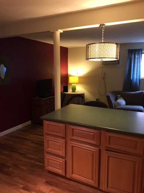 111 English Village Road, Unit 104 Manchester, NH 03102 - Photo 9 of 17