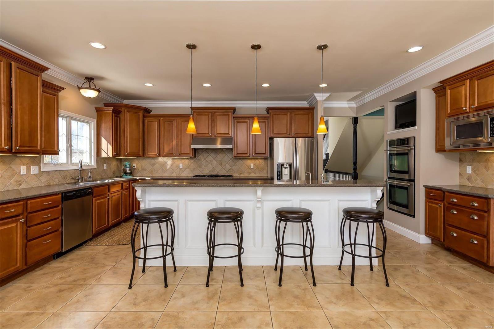 2347 Spring Mill Estates Drive St. Charles, MO 63303 - Photo 7 of 34