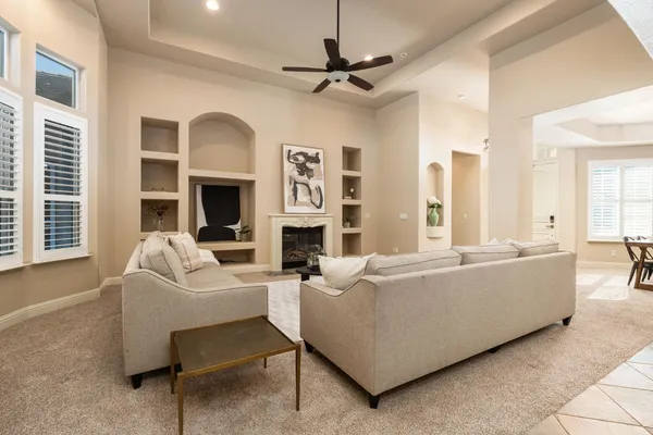 $815,000 | 2735 Prescott Avenue, Clovis, CA 93619
