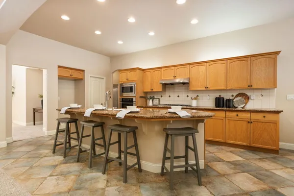 $815,000 | 2735 Prescott Avenue, Clovis, CA 93619