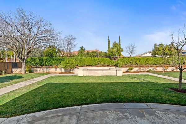 $815,000 | 2735 Prescott Avenue, Clovis, CA 93619