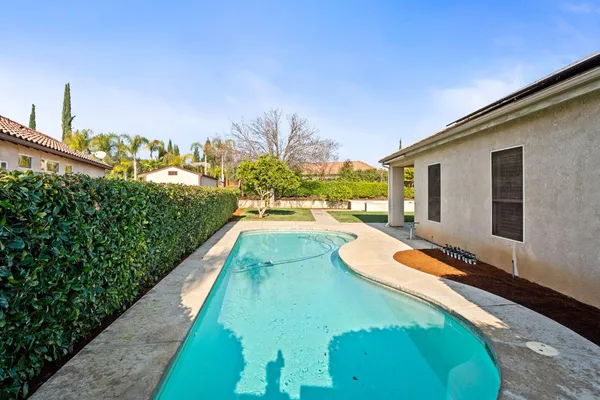 $815,000 | 2735 Prescott Avenue, Clovis, CA 93619