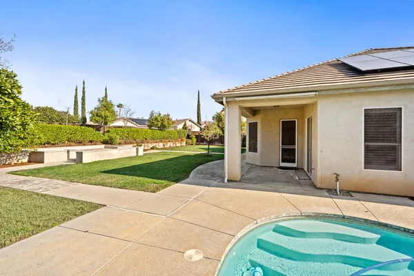 $815,000 | 2735 Prescott Avenue, Clovis, CA 93619