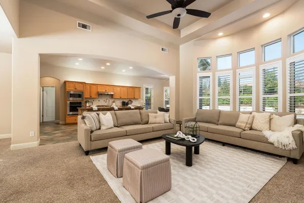 $815,000 | 2735 Prescott Avenue, Clovis, CA 93619