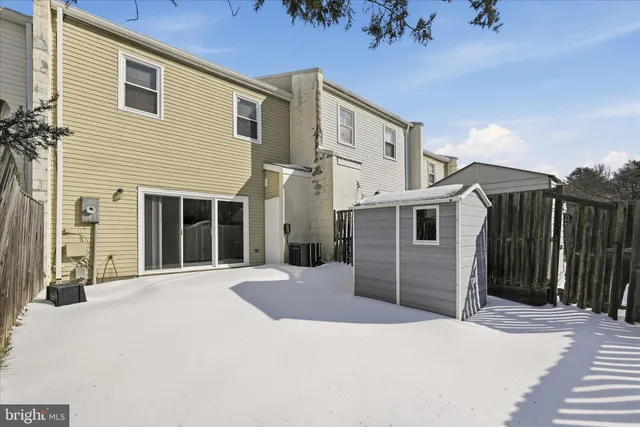 $2,750 | 5834 Burke Manor Court, Burke, VA 22015