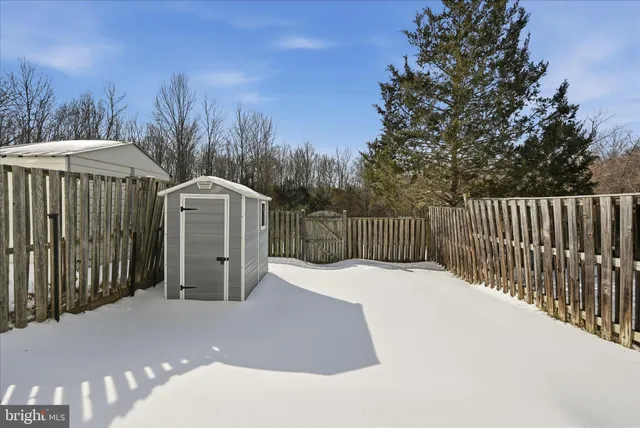 $2,750 | 5834 Burke Manor Court, Burke, VA 22015