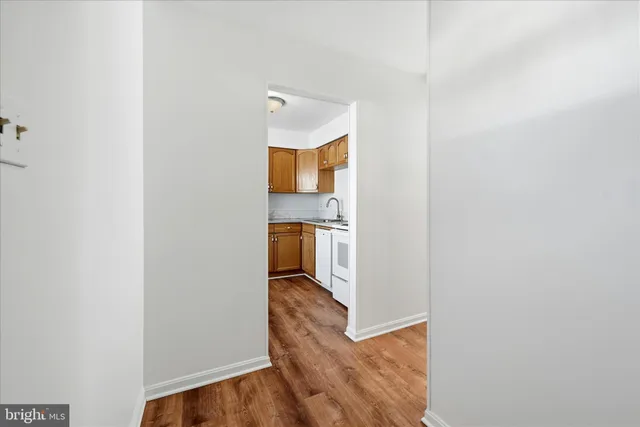 $2,750 | 5834 Burke Manor Court, Burke, VA 22015