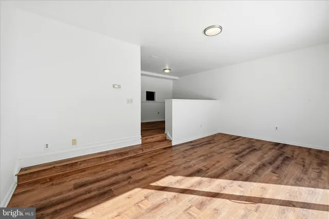 $2,750 | 5834 Burke Manor Court, Burke, VA 22015