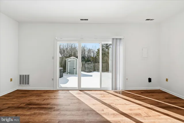 $2,750 | 5834 Burke Manor Court, Burke, VA 22015