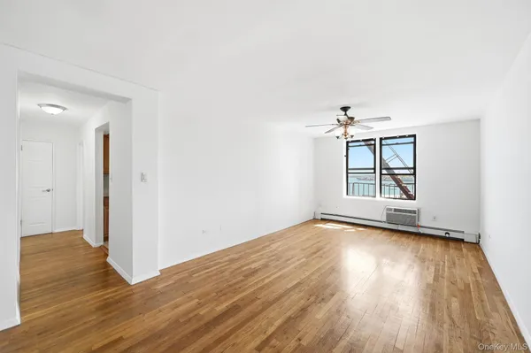 $249,999 | 1110 Stadium Avenue, Unit 5F | Country Club