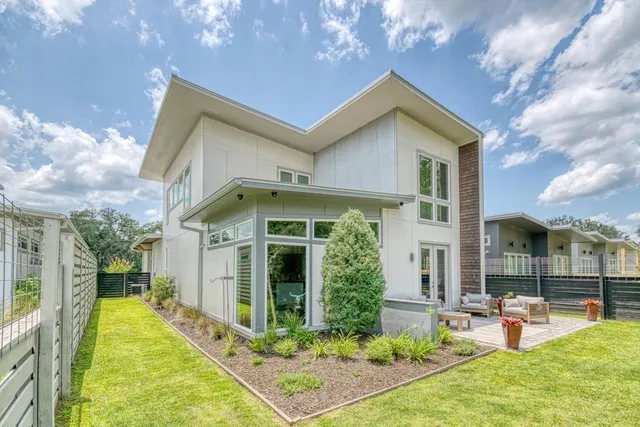 $4,000 | 2323 West Lake Hall Road, Tallahassee, FL 32309