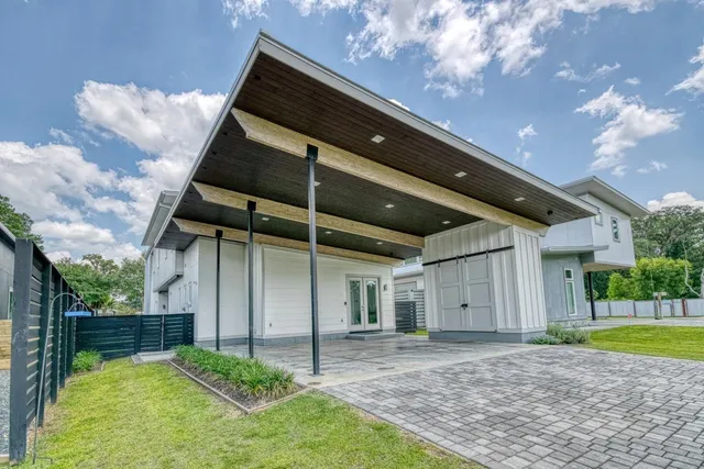 $4,000 | 2323 West Lake Hall Road, Tallahassee, FL 32309