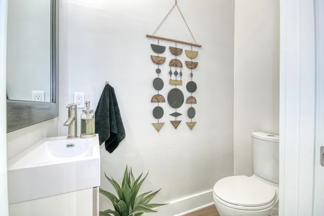 $4,000 | 2323 West Lake Hall Road, Tallahassee, FL 32309