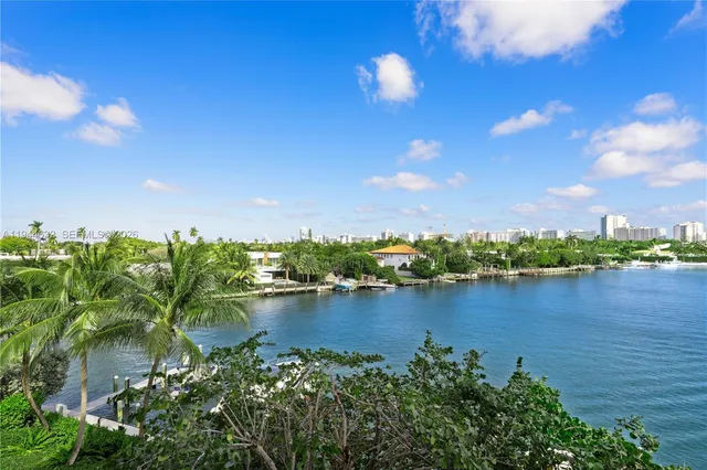 $35,000 | 4701 Meridian Avenue, Unit 304, Miami Beach, FL 33140