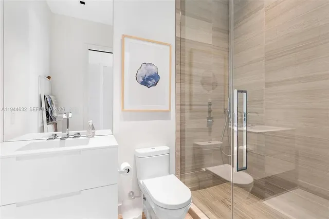 $35,000 | 4701 Meridian Avenue, Unit 304, Miami Beach, FL 33140