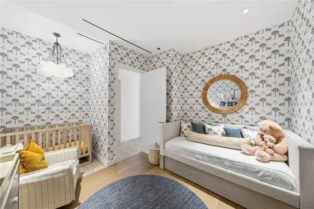 $35,000 | 4701 Meridian Avenue, Unit 304, Miami Beach, FL 33140