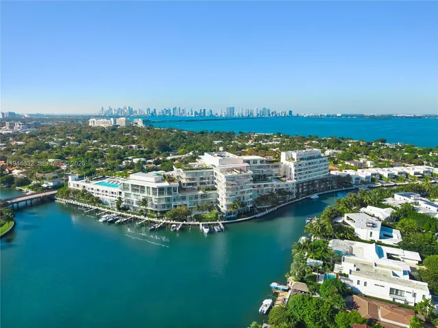 $35,000 | 4701 Meridian Avenue, Unit 304, Miami Beach, FL 33140