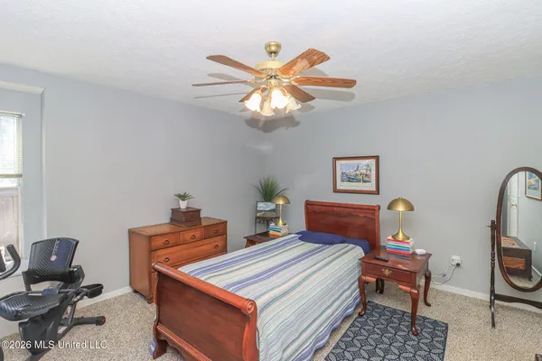 $194,900 | 357 Cascades Circle East, Clinton, MS 39056