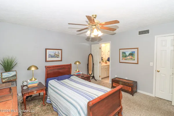 $194,900 | 357 Cascades Circle East, Clinton, MS 39056