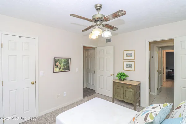 $194,900 | 357 Cascades Circle East, Clinton, MS 39056
