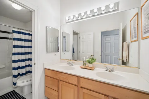 $1,450,000 | 2566 Fielding Drive, Glenview, IL 60026
