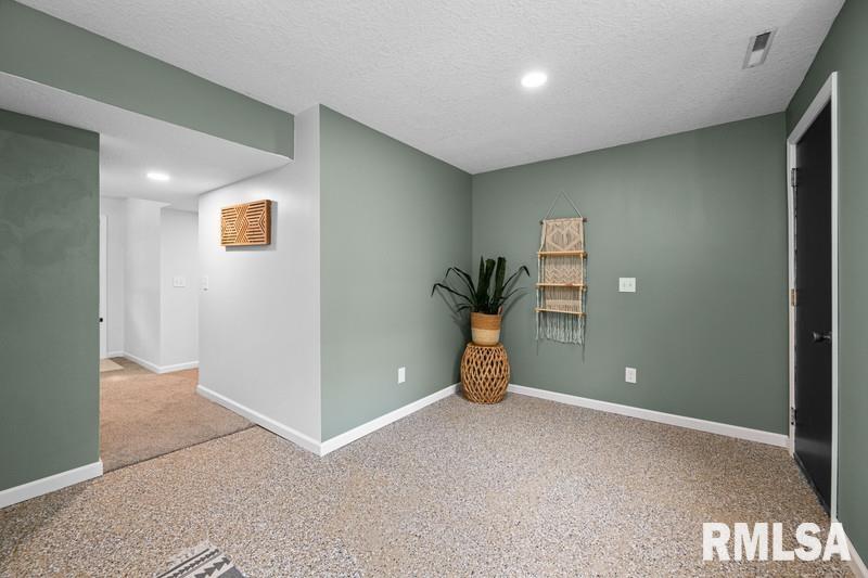 2992 158th Avenue Sherrard, IL 61281 - Photo 30 of 39