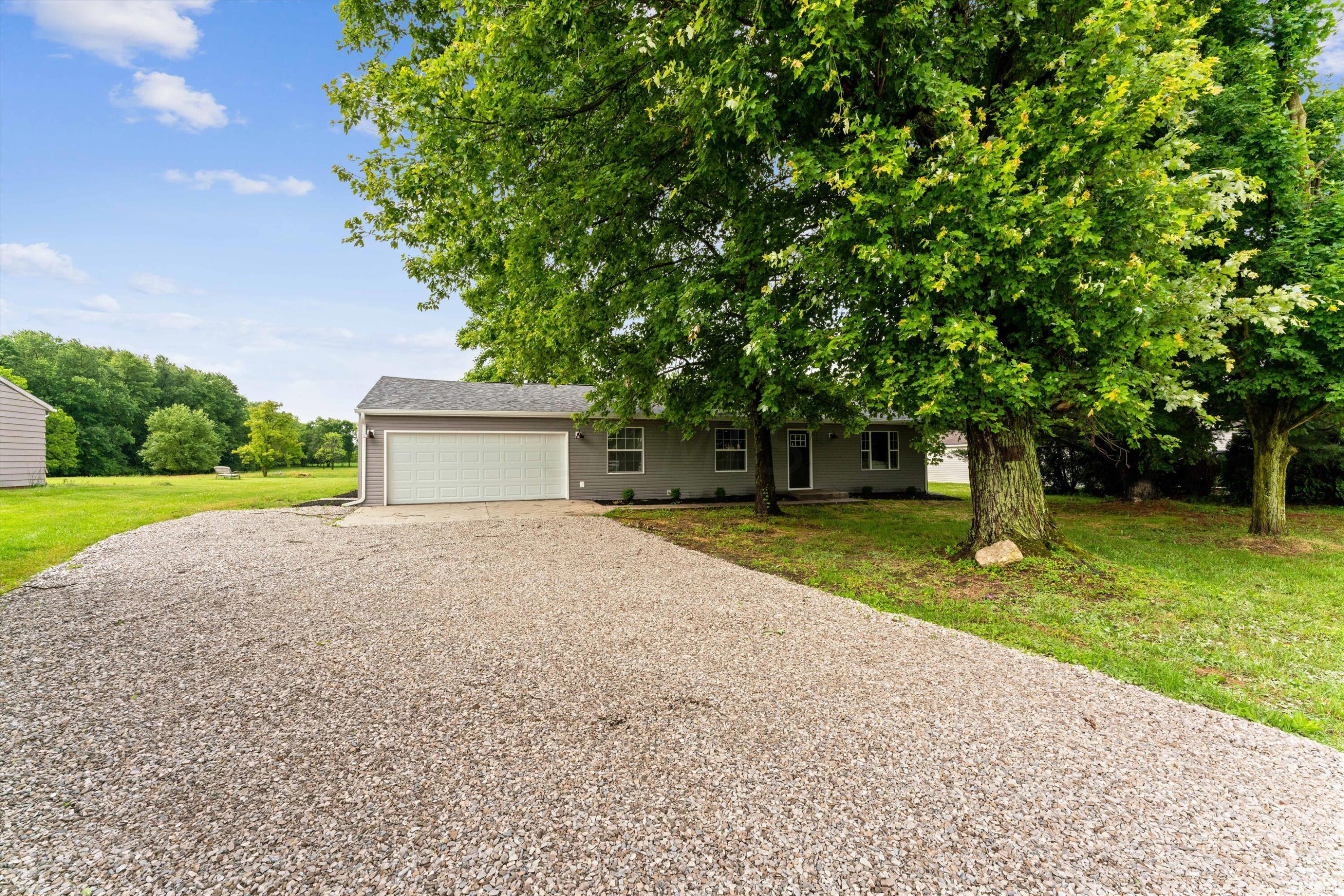 12153 Edwards Road Johnstown, OH 43031 - Photo 3 of 39 32-DSC02764