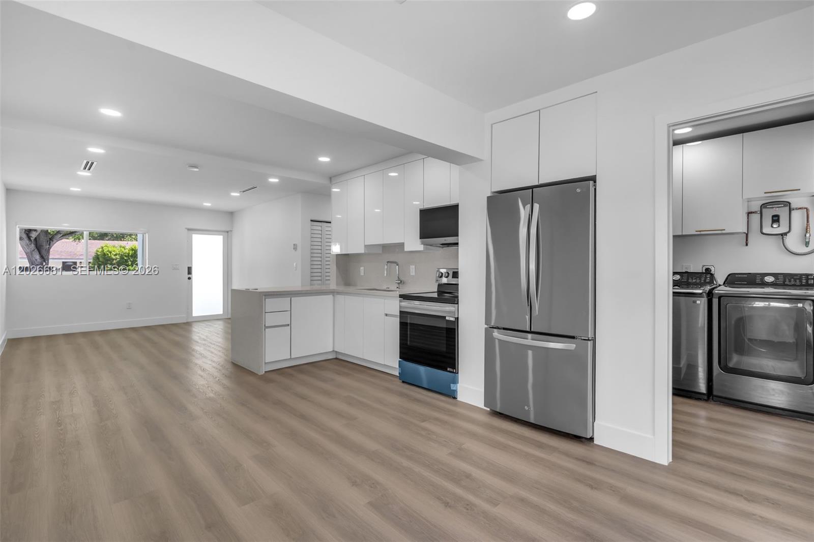 2810 Southwest 26th Street, Unit 2810 Miami, FL 33133 - Photo 7 of 19