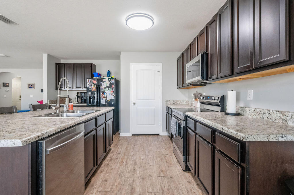 3015 Raven Lane Crestview, FL 32539 - Photo 13 of 37 3015Raven-15