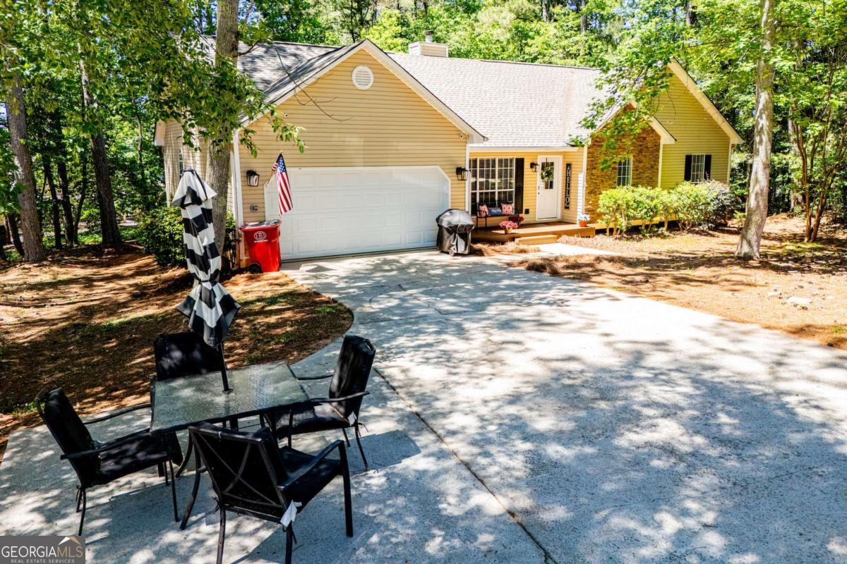 2421 Burnside Place Villa Rica, GA 30180 - Photo 4 of 59