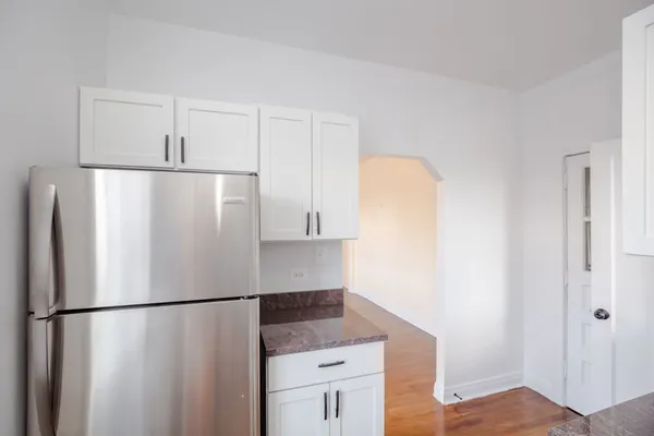 $1,900 | 1918 North Drake Avenue, Unit 3W, Chicago, IL 60647