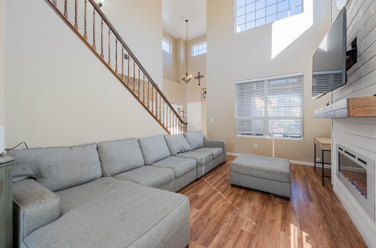 1725 Great Island Street Salinas, CA 93906 - Photo 3 of 12