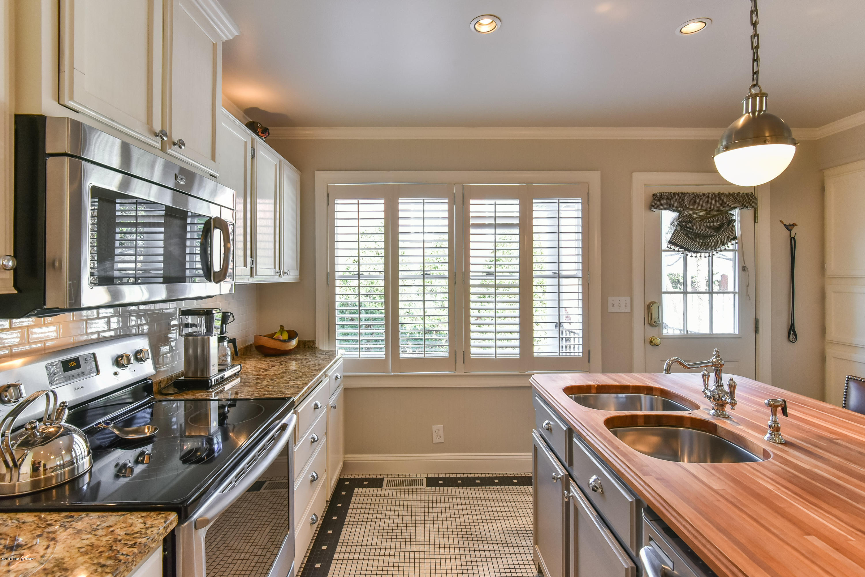 2948 Lexington Road Louisville, KY 40206 - Photo 16 of 45 17 LSIR 20180227 0740