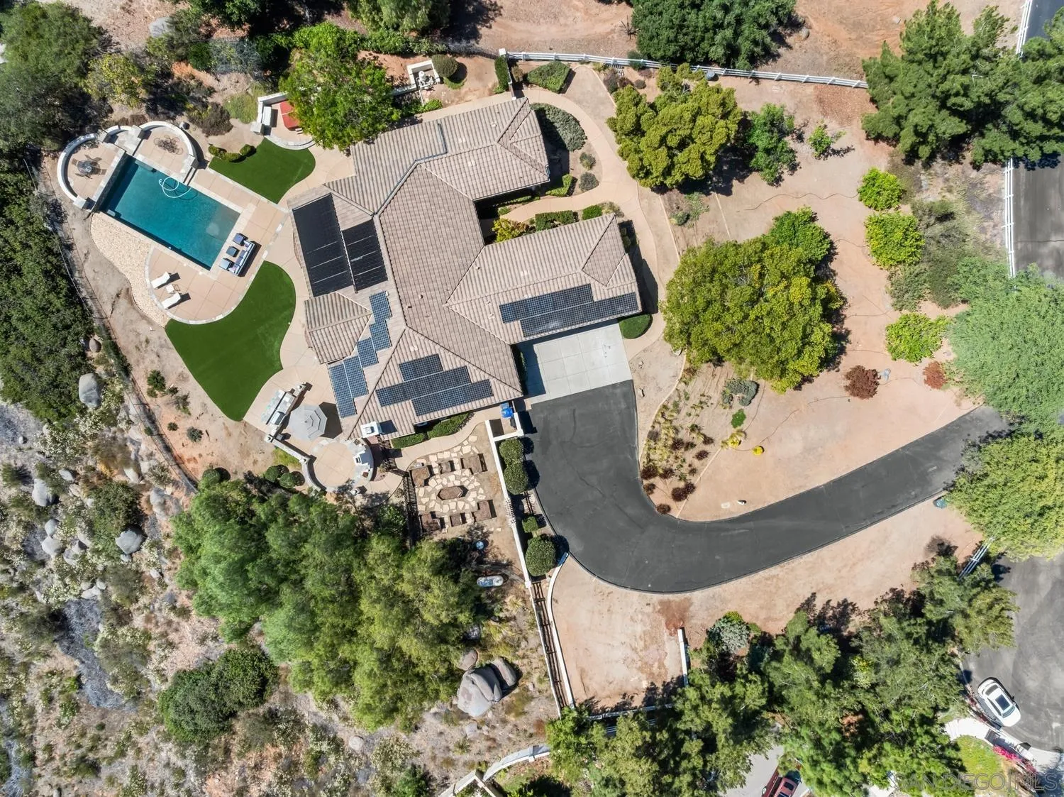 2167 Collomia Court Alpine, CA 91901 - Photo 36 of 43