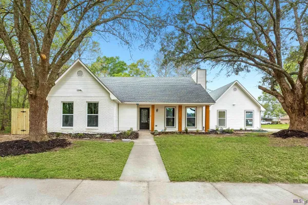 $269,900 | 3553 West Wendover Drive, Baton Rouge, LA 70814
