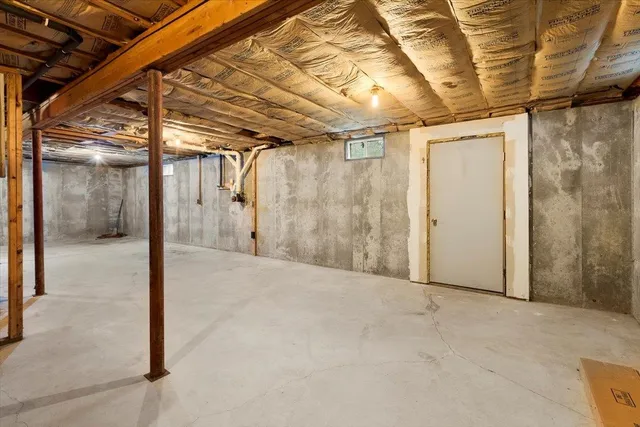 $255,500 | 77 Mcguire Street, Shaftsbury, VT 05257